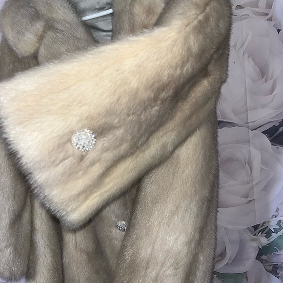 Vintage MINK fur jacket Ivory off-white Women's Size Medium/Large Luxurious - Picture 3 of 7